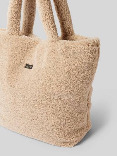 Peek & Cloppenburg BartsHandtasche aus Teddyfell Modell 'Bugbane' in beige Limitierter Zeitrabatt