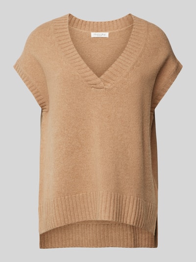 Peek & Cloppenburg Christian Berg WomanPullunder aus Lanawolle mit V-Ausschnitt in camel Auslauf