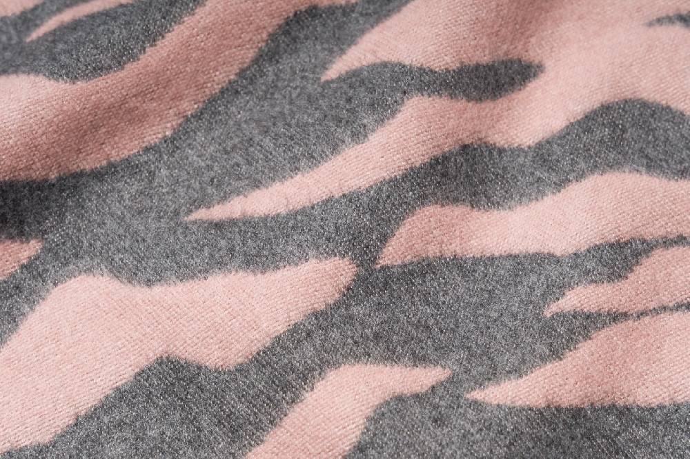 Stylebreaker Schal mit Zebra Muster Versandkostenfrei
