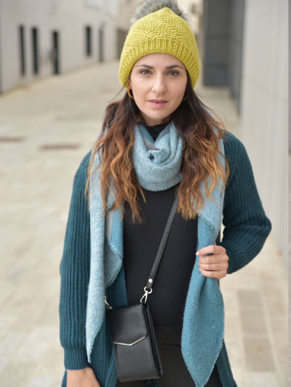 Stylebreaker Asymmetrischer Web Schal 3-Farbig Preisnachlass