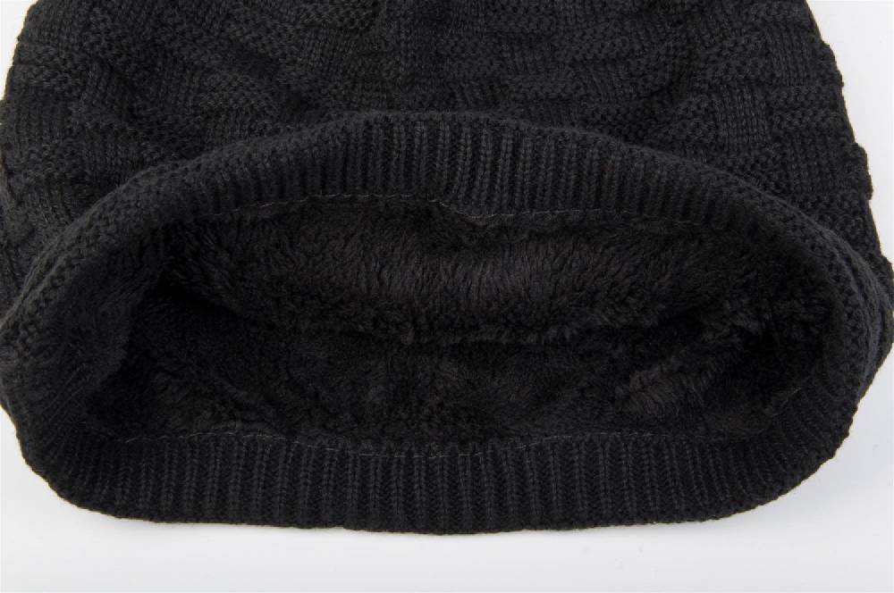 Stylebreaker Feinstrick Beanie mit Flecht Muster und Teddyfleece Im Verkauf