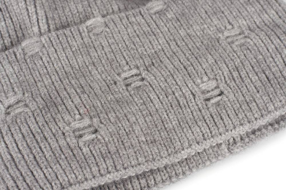 Stylebreaker Strickmütze mit Rippenmuster und Rissen 50% Rabatt für begrenzte Zeit