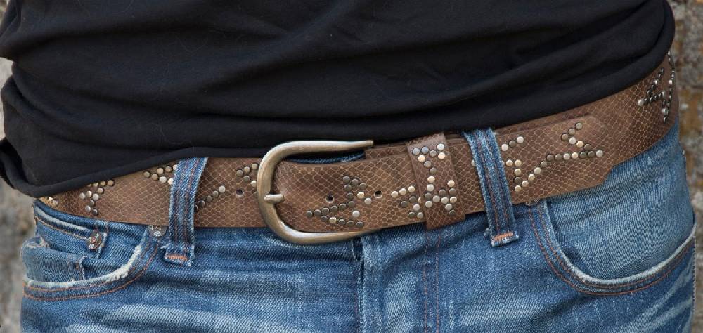 Stylebreaker Gürtel mit Nieten in Sternform Bis zu 50% Rabatt