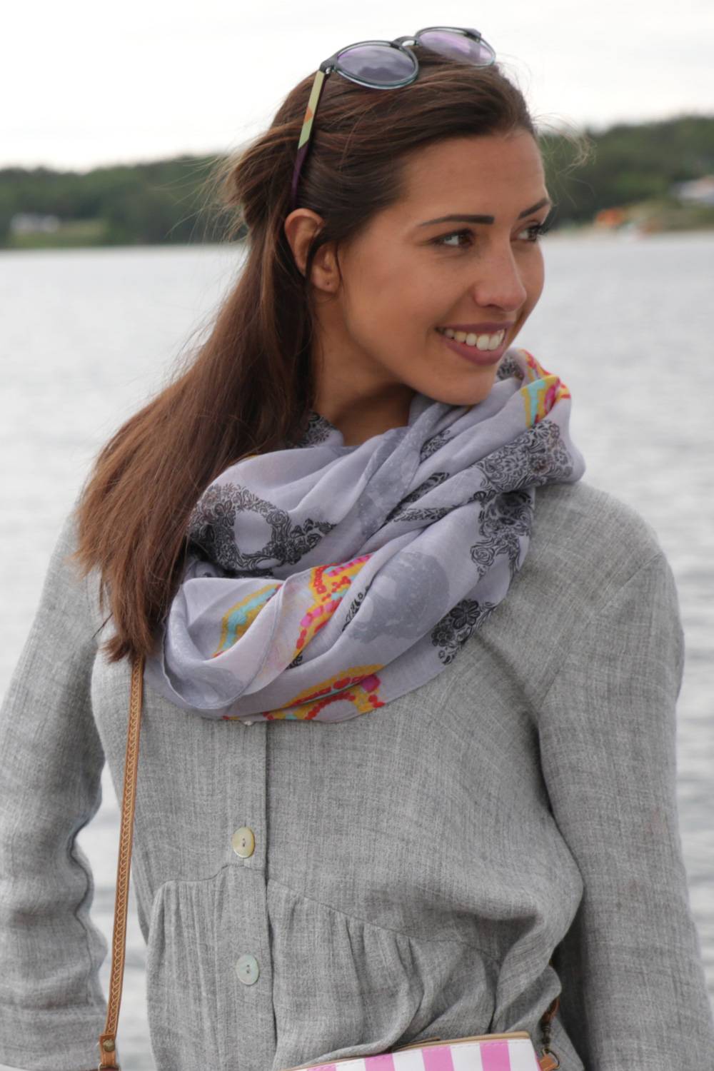 Stylebreaker Loop mit Sugar Skull Totenkopf Print Bis zu 50% Rabatt