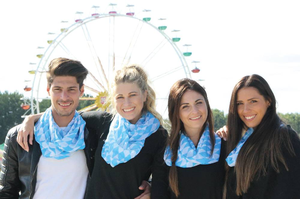 Stylebreaker Loop mit blau weißem Rauten Muster Verkauf