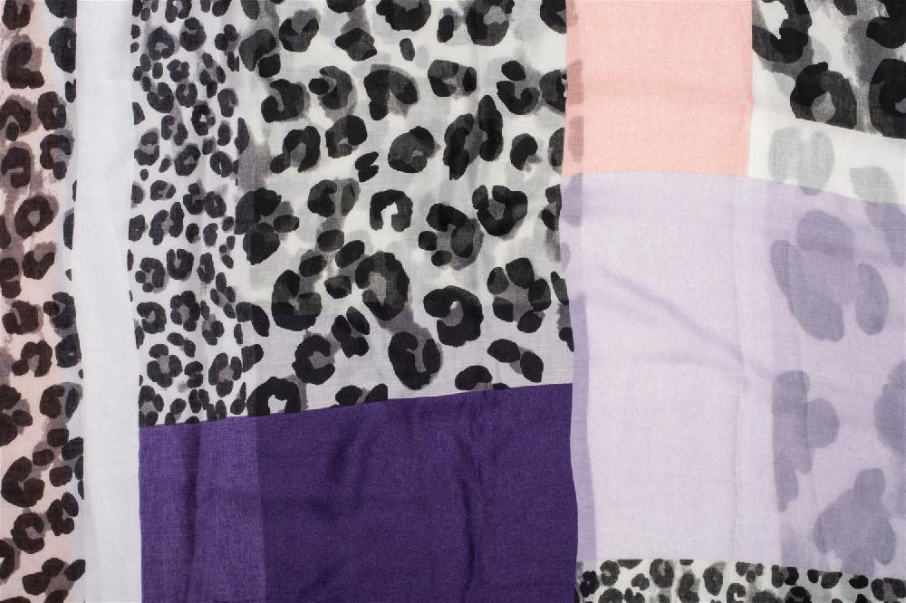 Stylebreaker Colour Blocking Loop Schal mit Leoparden Muster Begrenzt auf 3 Tage