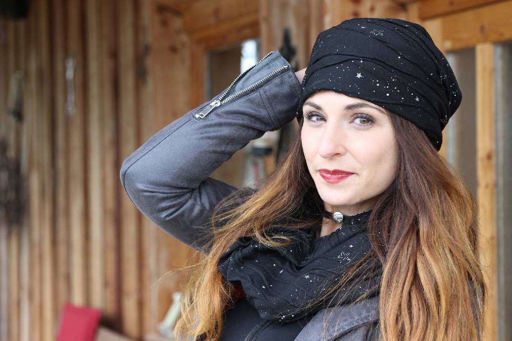Stylebreaker Loop mit Metall Splashes Pailletten und Sternen Begrenzt auf 3 Tage