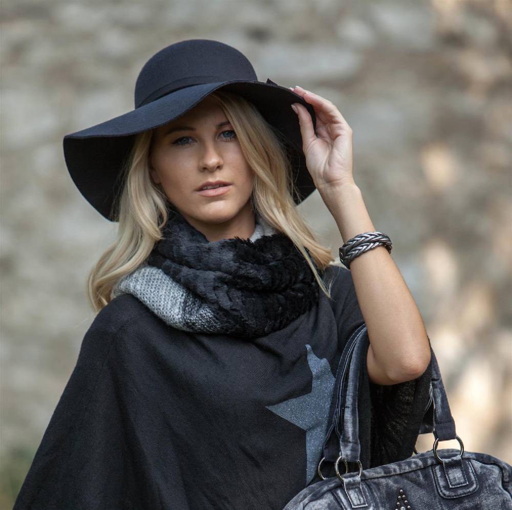 Stylebreaker Material Mix Strickloop Exklusivangebot
