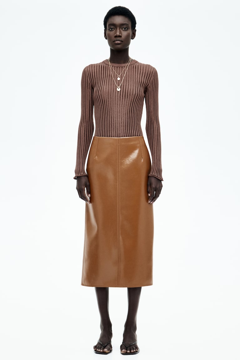 H&M Durchscheinendes Shirt in Rippstrick Letzte 3 Tage