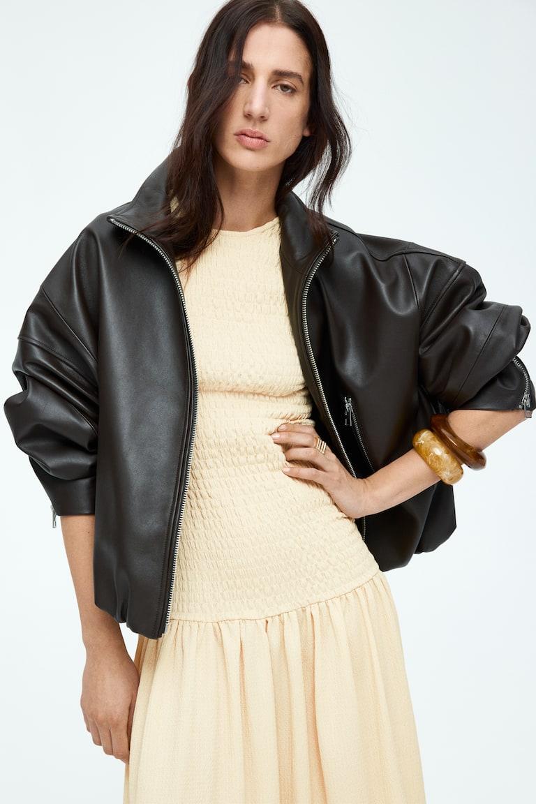 H&M Gesmoktes Jerseykleid Letzter Tag