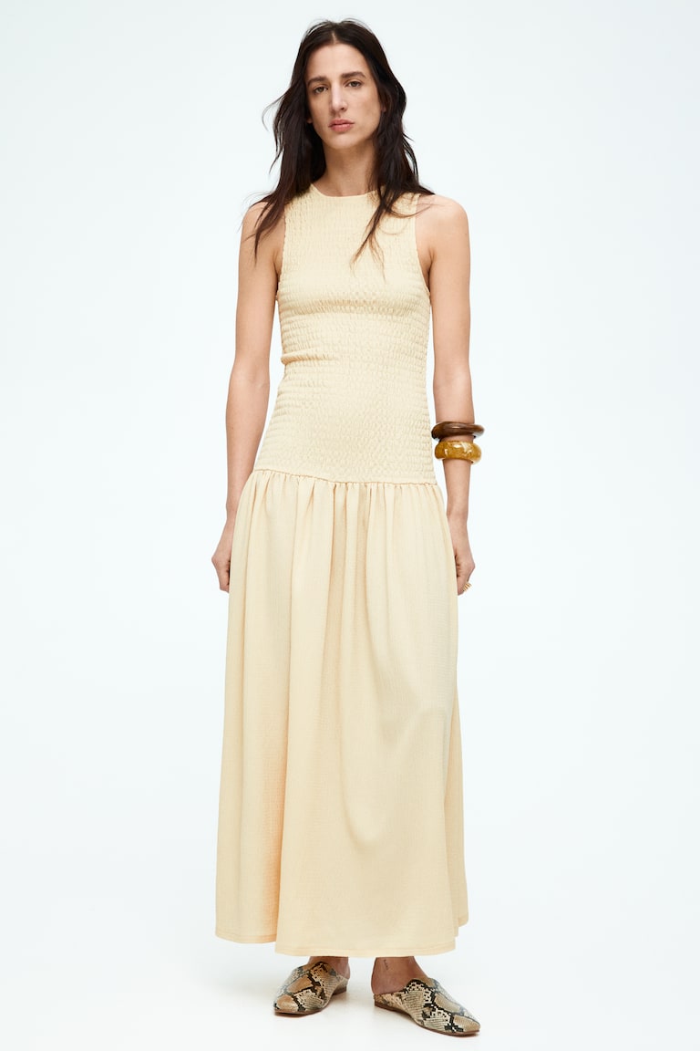 H&M Gesmoktes Jerseykleid Zeitbegrenzte Promotion