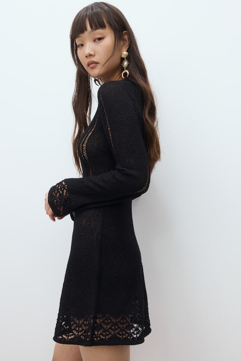 H&M Minikleid in Ajourstrick Osterangebot