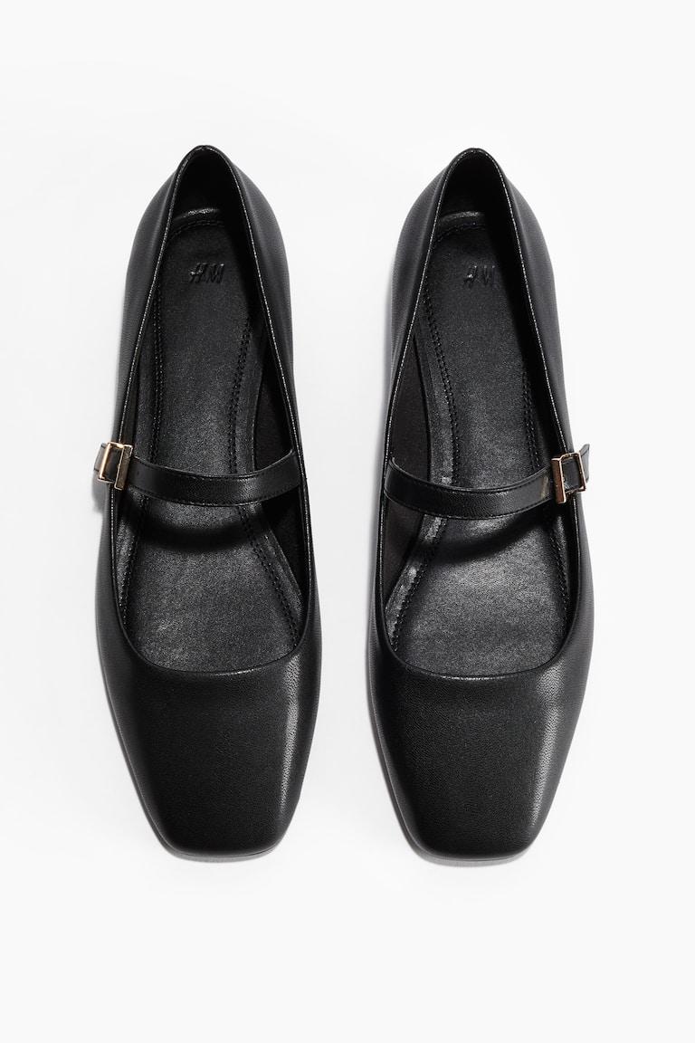 H&M Mary-Janes Letzter Tag