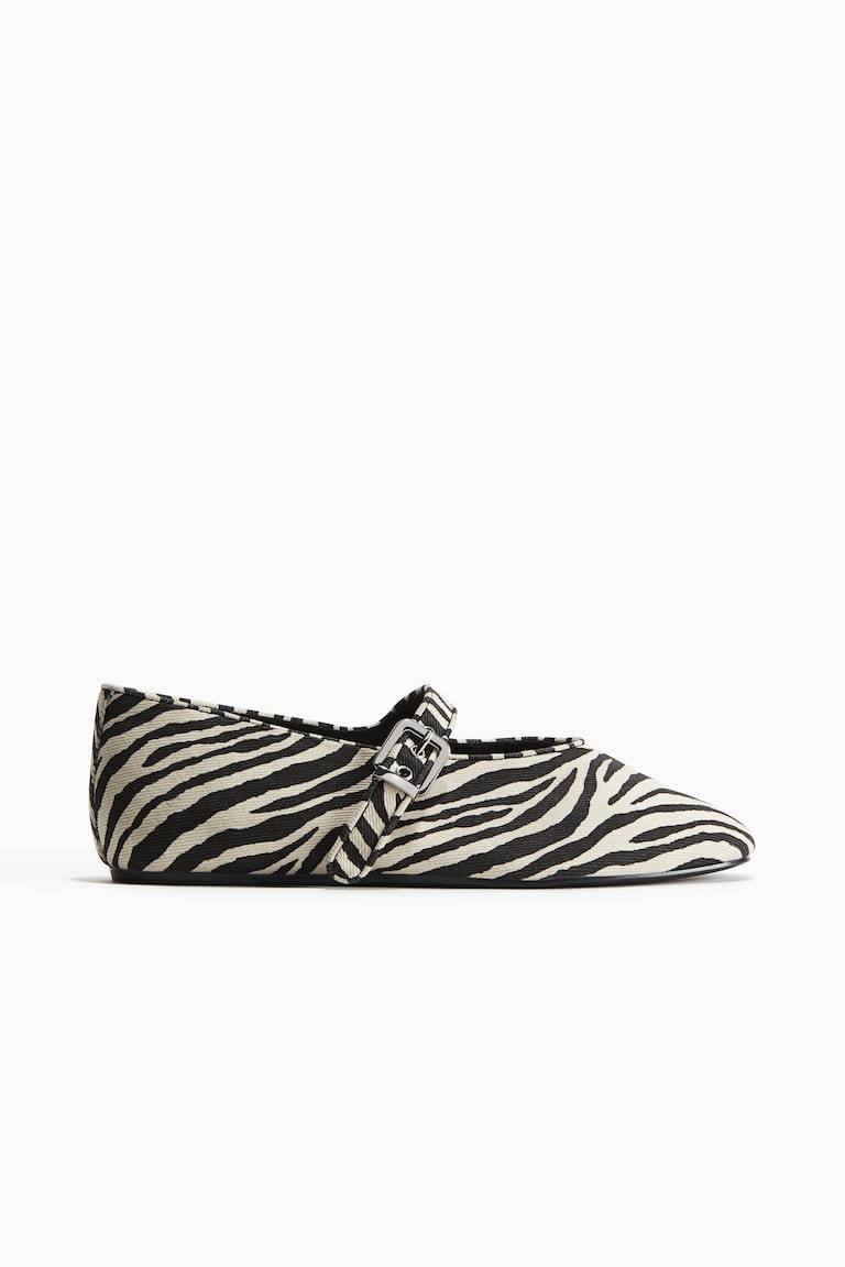 H&M Mary-Janes Bis zu 50% Rabatt