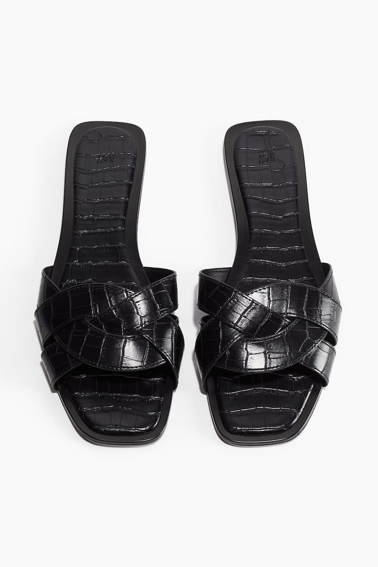 H&M Sandalen mit Flechtriemen 2025