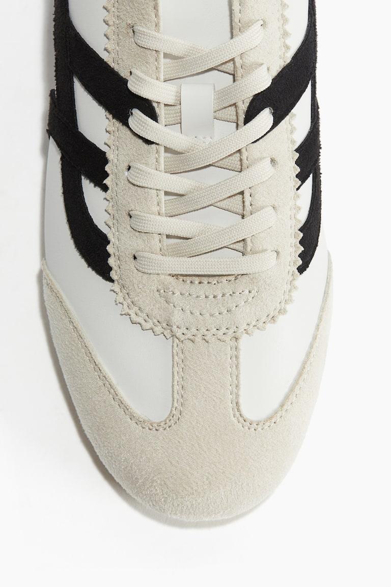 H&M Sneaker im Angebot