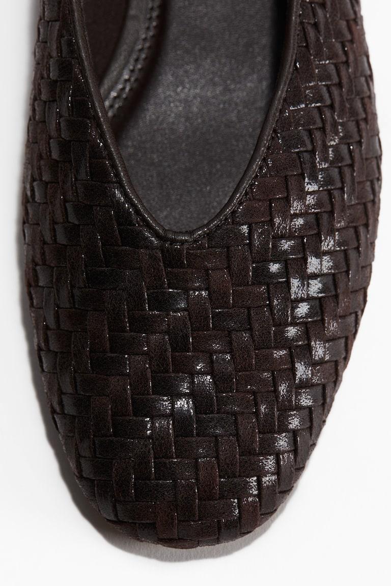 H&M Geflochtene Ballerinas Flash Sale