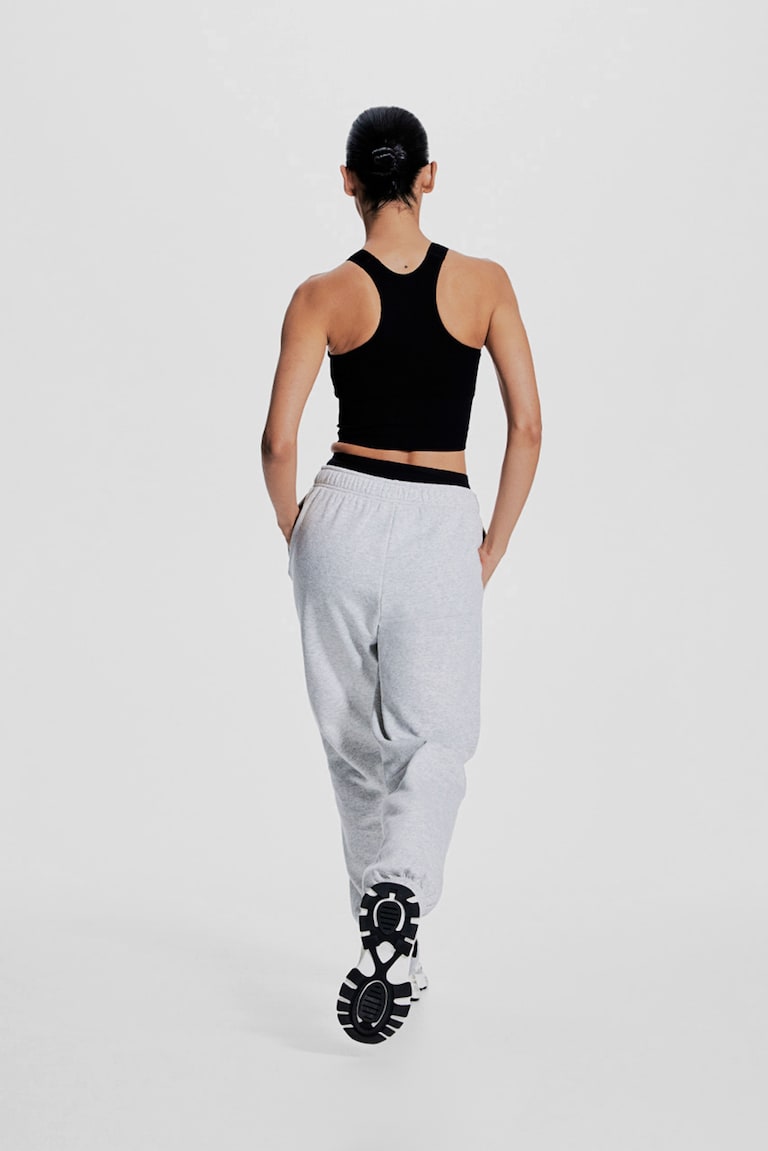 H&M Sport-BH mit DryMove™ Medium Support Letzter Tag