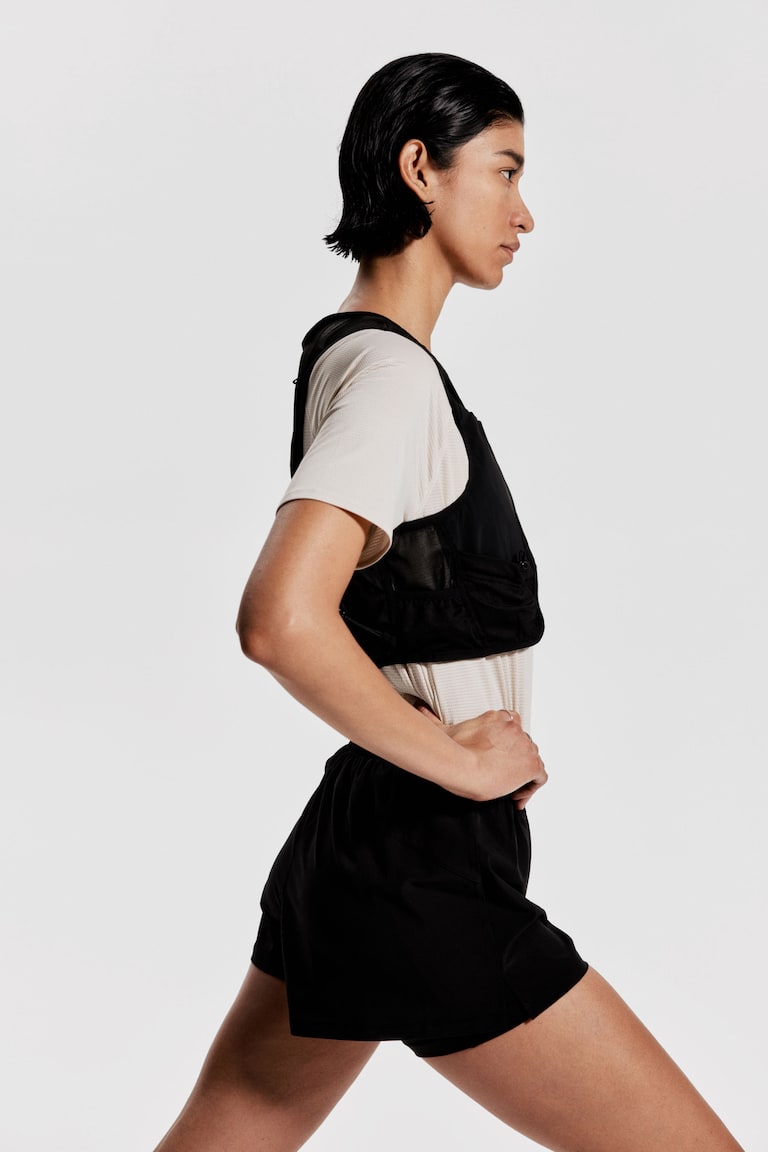 H&M Doppellagige Laufshorts mit DryMove™ Meist gekauft