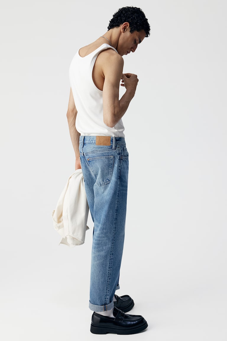 H&M Relaxed Jeans Jubiläumsangebot
