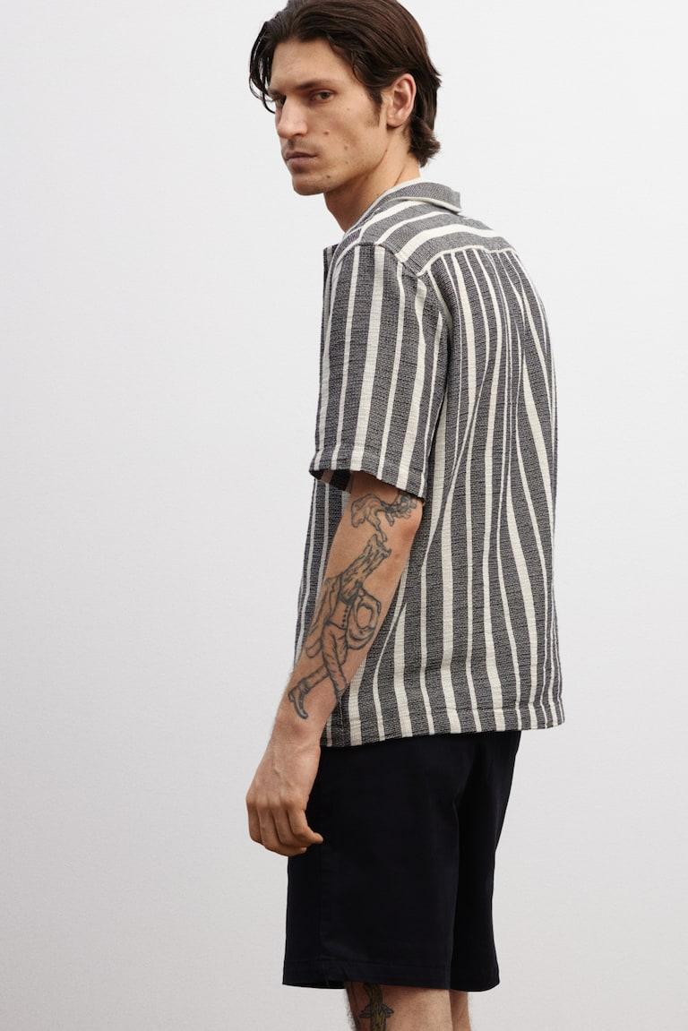H&M Freizeithemd mit Struktur in Regular Fit Zeitlich begrenztes Angebot