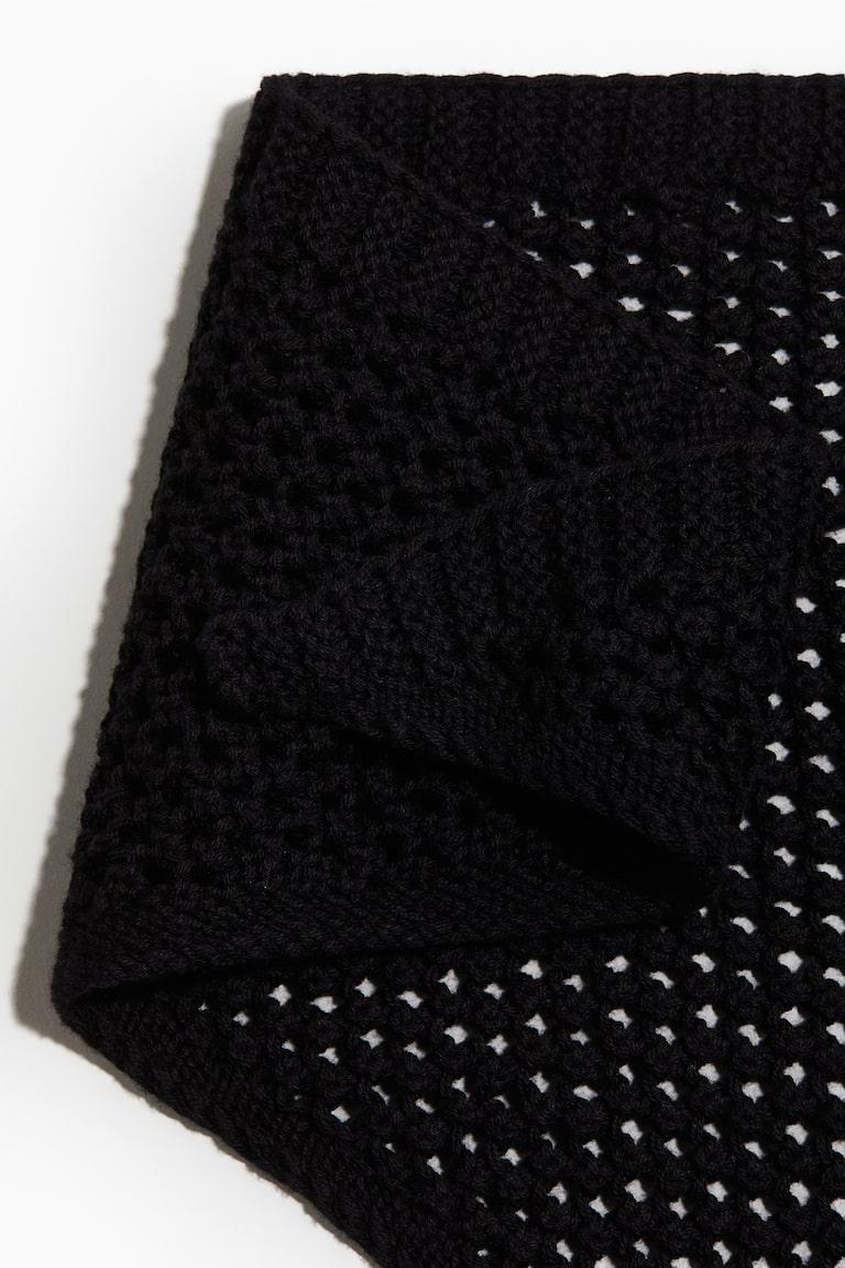 H&M Tuch in Pointellestrick Preisnachlass