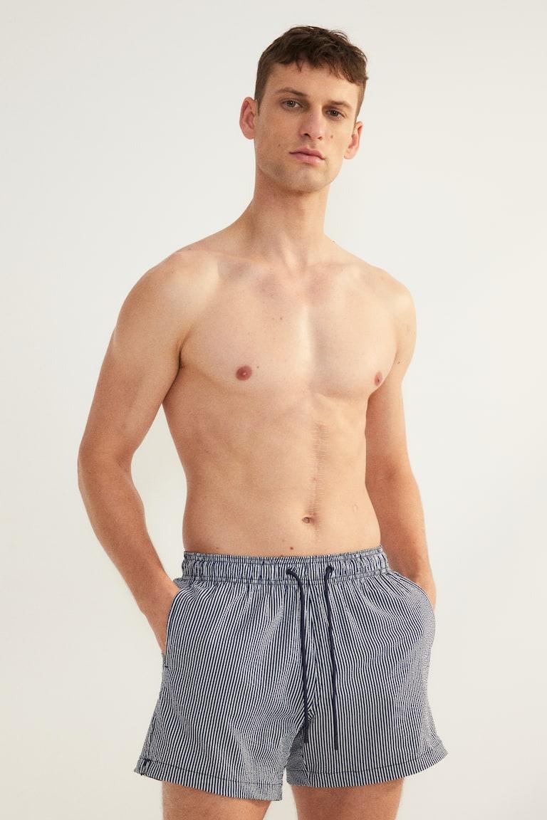 H&M Badeshorts aus Seersucker