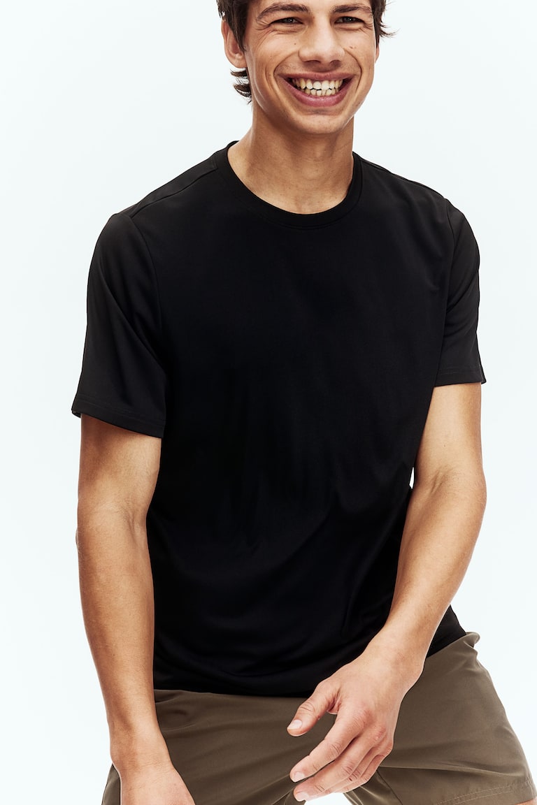 H&M Sportshirt mit DryMove™ in Regular Fit Begrenztes Angebot