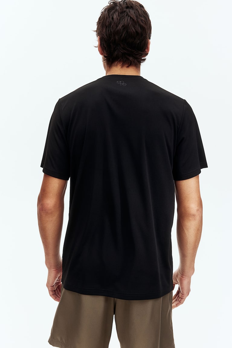 H&M Sportshirt mit DryMove™ in Regular Fit Begrenztes Angebot