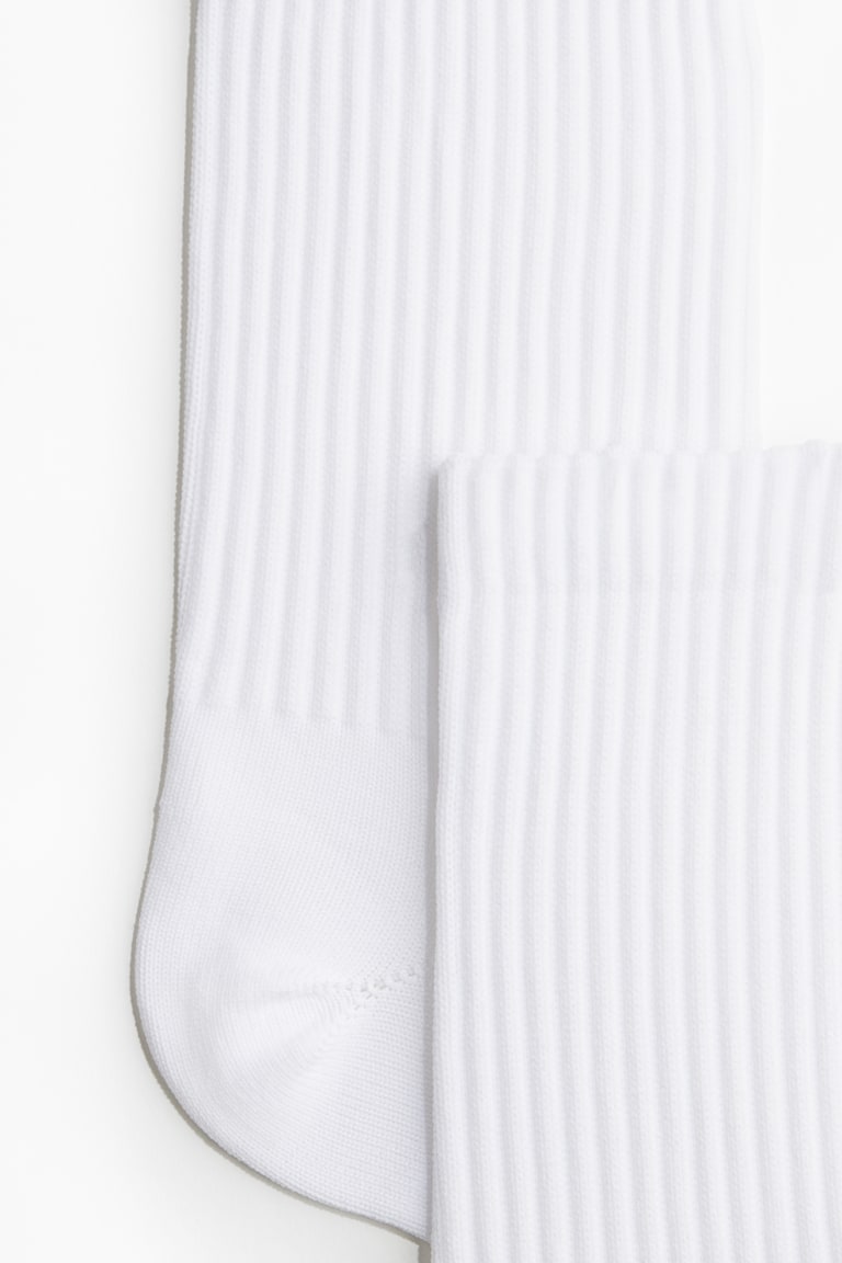 H&M 5er-Pack Sportsocken mit DryMove™ Top Angebot
