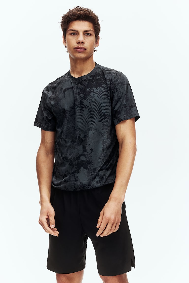 H&M Lange Sportshorts mit DryMove™ Saisonale Angebote