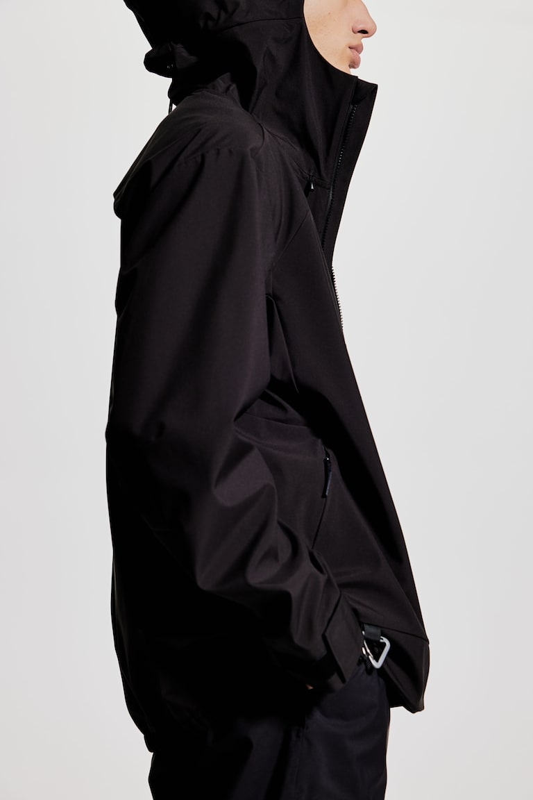 H&M Wasserabweisende Softshelljacke in Regular Fit JETZT KAUFEN