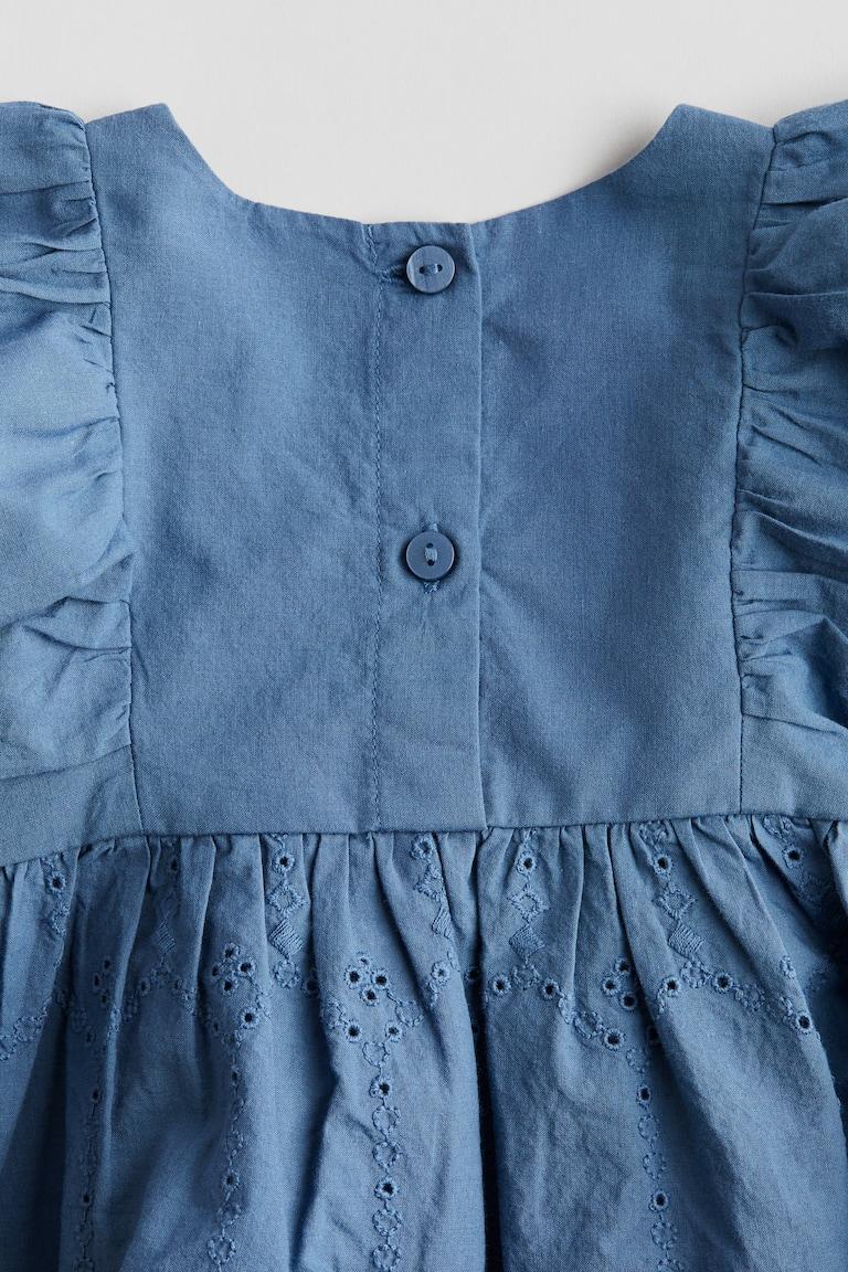 H&M Bluse mit Broderie Anglaise Meist gekauft